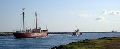 Nantucket / LV-112 being towed by the tugboat Lynx, heading east-bound from Oyster Bay, Long Island, NY to Boston on the Cape Cod Canal, May 2010.